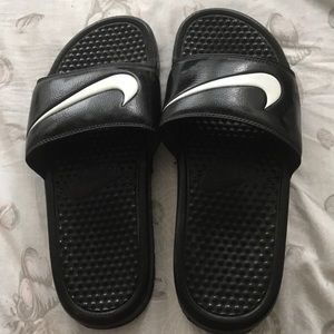 sliders womens nike